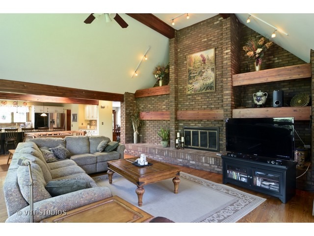 4809 Woodcliff Ct, Rolling Meadows, IL 60008 photo 9