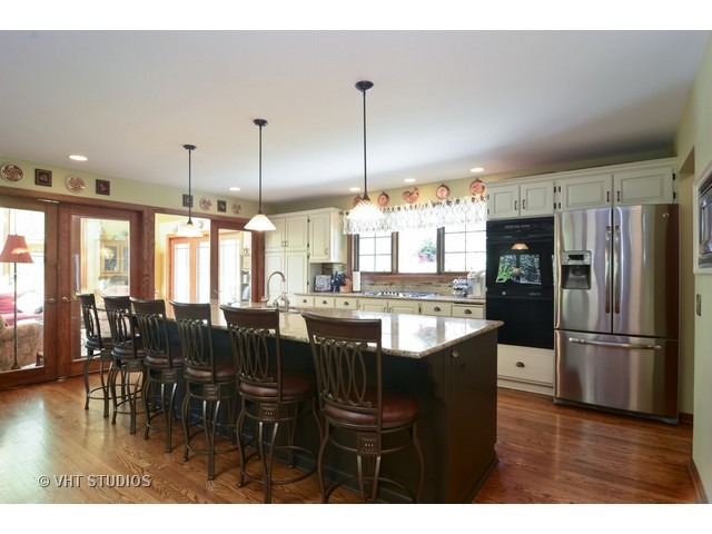 4809 Woodcliff Ct, Rolling Meadows, IL 60008 photo 3