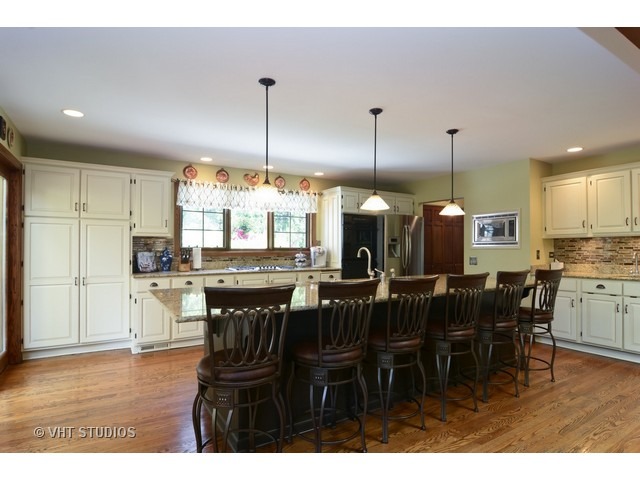 4809 Woodcliff Ct, Rolling Meadows, IL 60008 photo 4