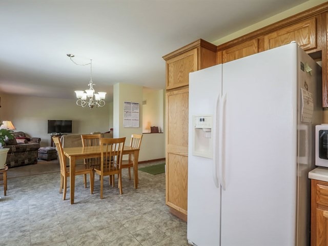1707 Fox Ridge Dr, Plainfield, IL 60586 photo 9