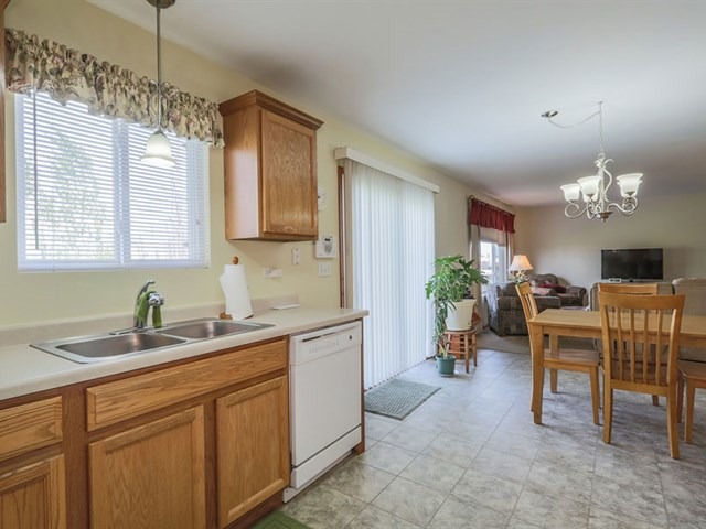 1707 Fox Ridge Dr, Plainfield, IL 60586 photo 8