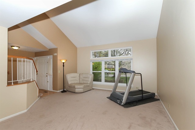 1347 Paddock Pl, Bartlett, IL 60103 photo 6