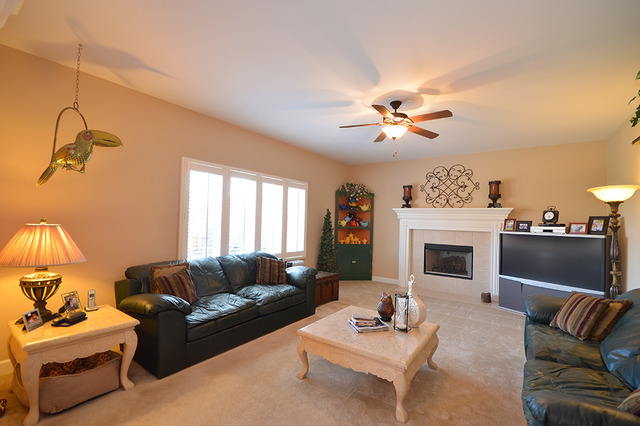 16518 S Mueller Cir, Plainfield, IL 60586 photo 3