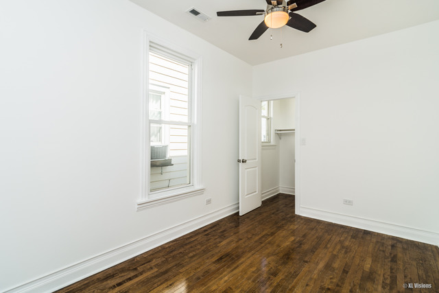 3045 N Avers Ave, Chicago, IL 60618 photo 16
