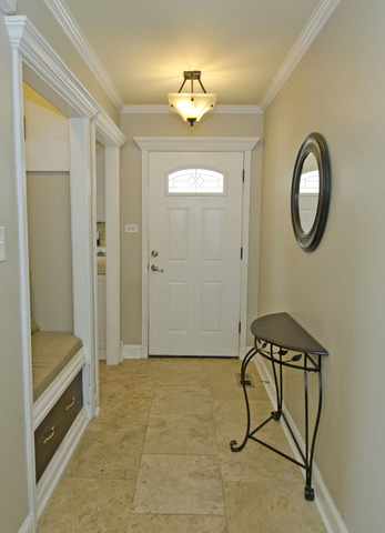 1380 Bedford Rd, Hoffman Estates, IL 60169 photo 2