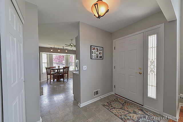 16122 Fairfield Dr, Plainfield, IL 60586 photo 3
