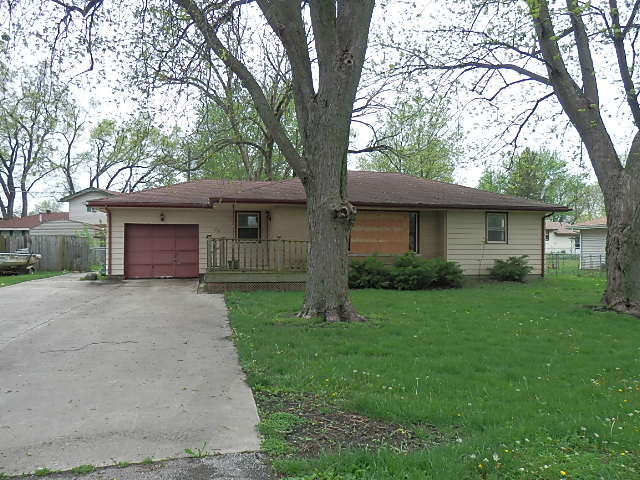 180 S 1st St, Kankakee, IL 60901 photo 1