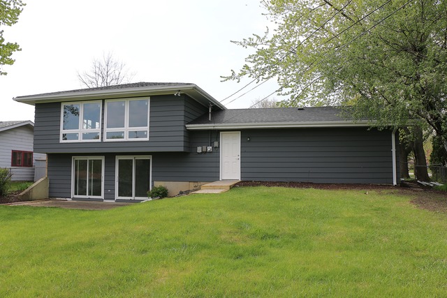 700 Durham Ln, Hoffman Estates, IL 60169 photo 24
