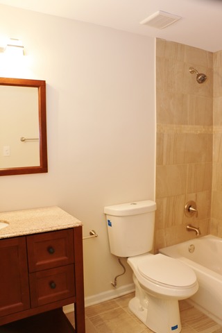 700 Durham Ln, Hoffman Estates, IL 60169 photo 12