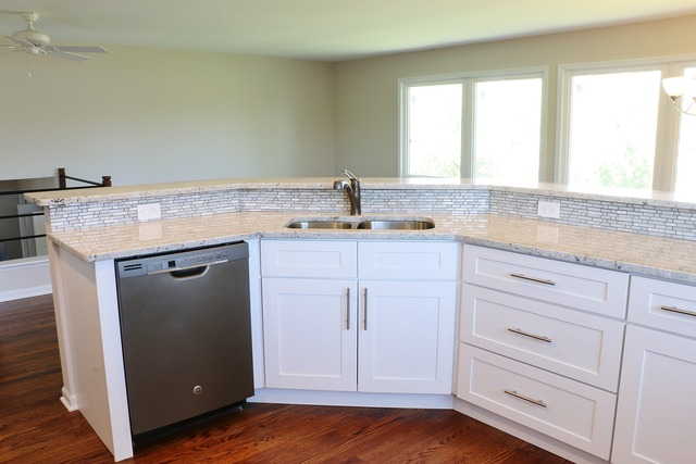 700 Durham Ln, Hoffman Estates, IL 60169 photo 10