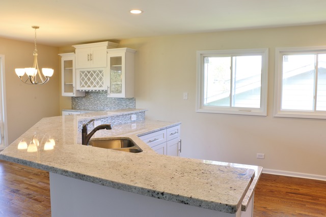 700 Durham Ln, Hoffman Estates, IL 60169 photo 7
