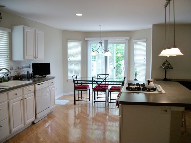 16232 Fairfield Dr, Plainfield, IL 60586 photo 4