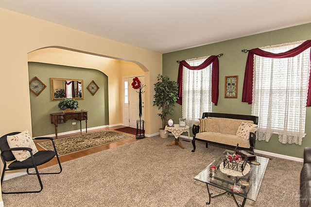 6426 Midleton Ln, Mchenry, IL 60050 photo 9