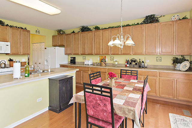 6426 Midleton Ln, Mchenry, IL 60050 photo 3