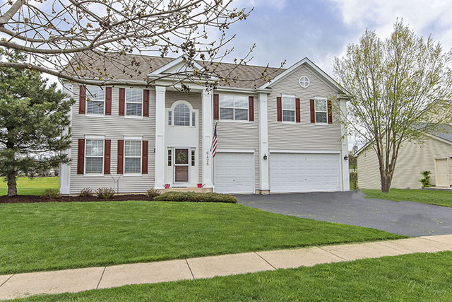 6426 Midleton Ln, Mchenry, IL 60050 photo 1