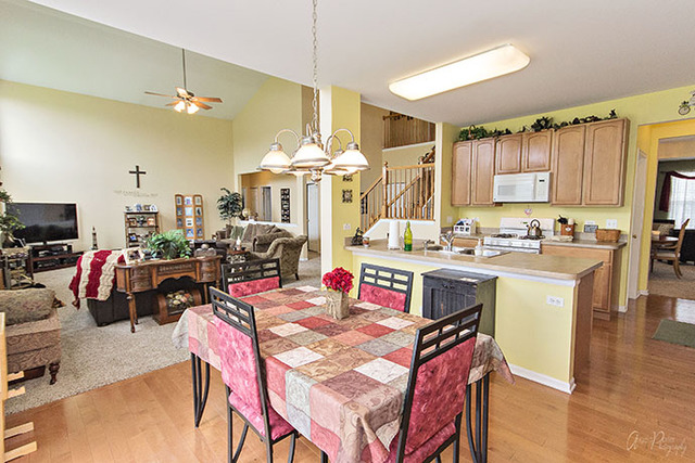 6426 Midleton Ln, Mchenry, IL 60050 photo 4