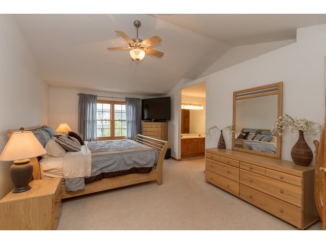 1630 Highmeadow Ln, Algonquin, IL 60102 photo 11