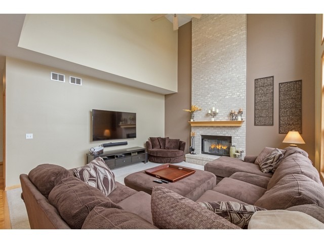 1630 Highmeadow Ln, Algonquin, IL 60102 photo 9