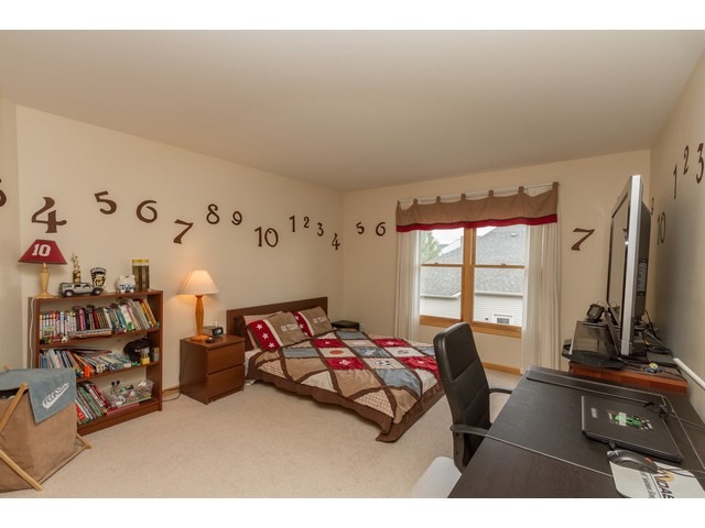 1630 Highmeadow Ln, Algonquin, IL 60102 photo 17