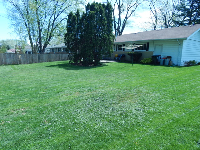 110 Flagstaff Ln, Hoffman Estates, IL 60169 photo 4