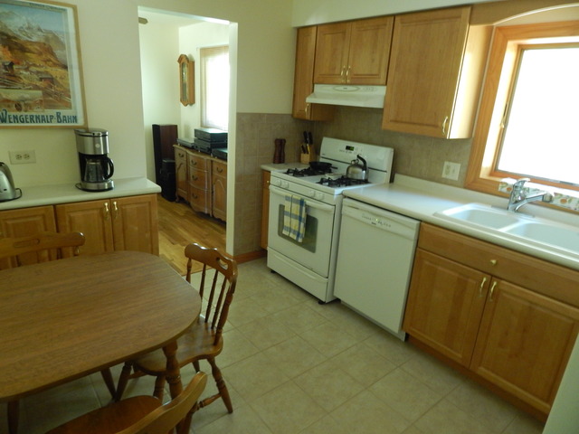 110 Flagstaff Ln, Hoffman Estates, IL 60169 photo 13