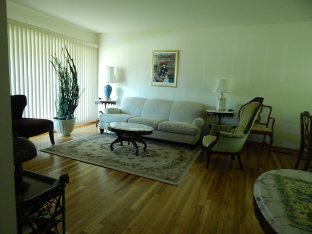 110 Flagstaff Ln, Hoffman Estates, IL 60169 photo 8
