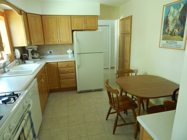 110 Flagstaff Ln, Hoffman Estates, IL 60169 photo 14