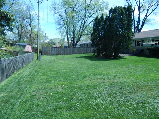 110 Flagstaff Ln, Hoffman Estates, IL 60169 photo 5