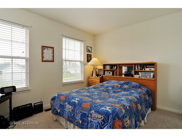 119 Norman Dr, Mchenry, IL 60050 photo 11