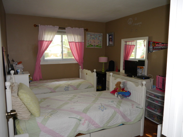 745 Ashley Ct, Hoffman Estates, IL 60169 photo 8