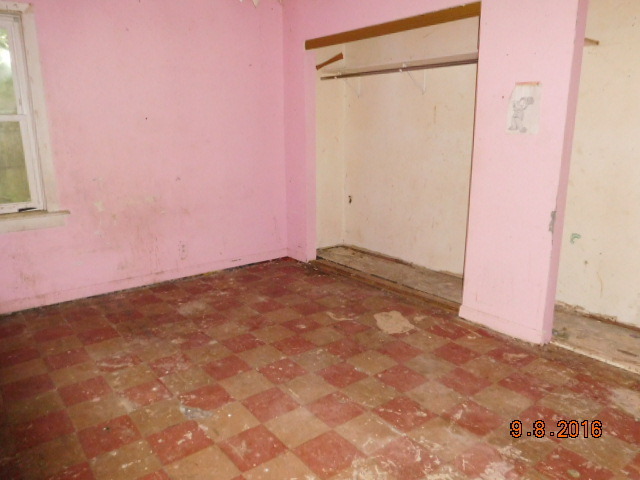 331 Garfield Rd, Ingleside, IL 60041 photo 7
