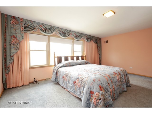 1741 E 91st St, Chicago, IL 60617 photo 7