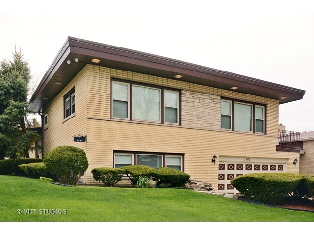 1741 E 91st St, Chicago, IL 60617 photo 1