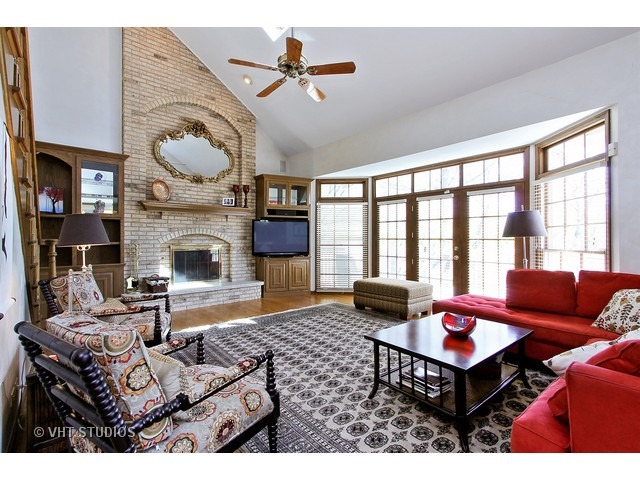 1213 Triple Crown Ct, Bartlett, IL 60103 photo 7