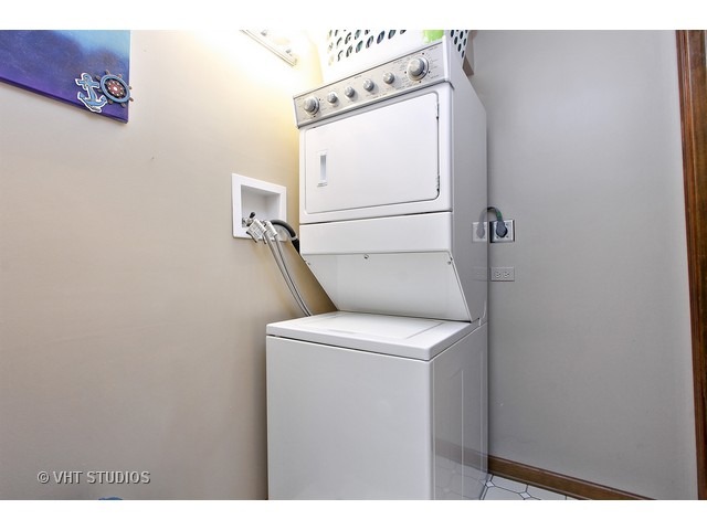 1213 Triple Crown Ct, Bartlett, IL 60103 photo 18