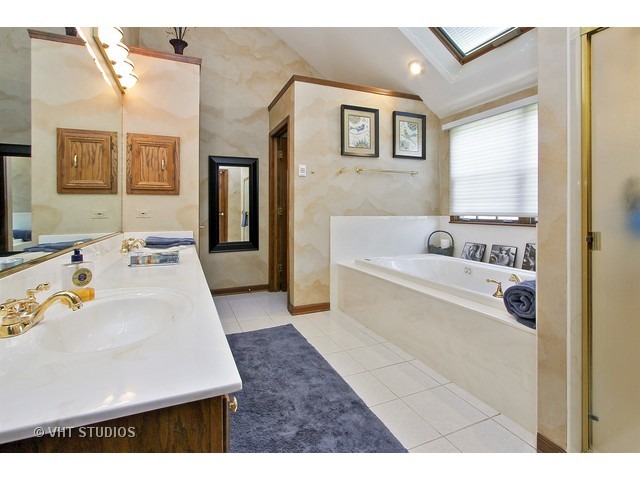 1213 Triple Crown Ct, Bartlett, IL 60103 photo 12