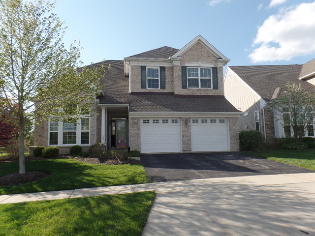 3898 Valhalla Dr, Elgin, IL 60124 photo 2