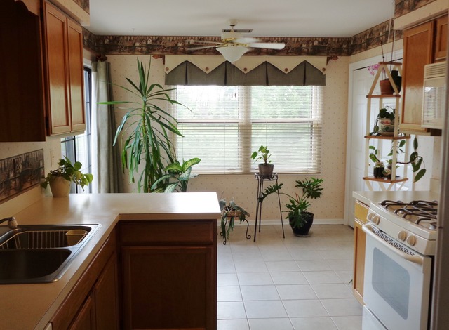 1926 Gresham Cir #C, Wheaton, IL 60189 photo 7