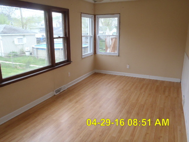 3805 W 85th Pl, Chicago, IL 60652 photo 4