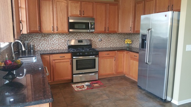 25529 Pavilion Pl, Plainfield, IL 60585 photo 2