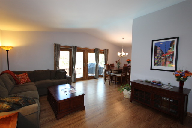 1338 Rolling Prairie Ct, Hoffman Estates, IL 60192 photo 3