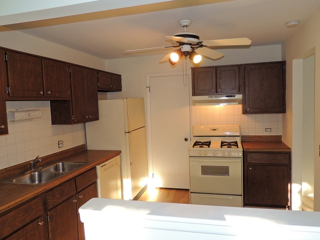 696 Oakmont Ln #B2, Wheeling, IL 60090 photo 5