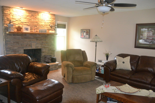 2512 W 4th St, Dixon, IL 61021 photo 5