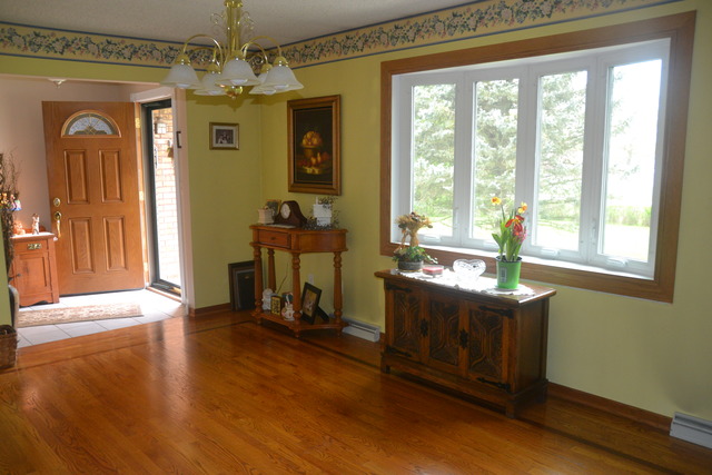 2512 W 4th St, Dixon, IL 61021 photo 8