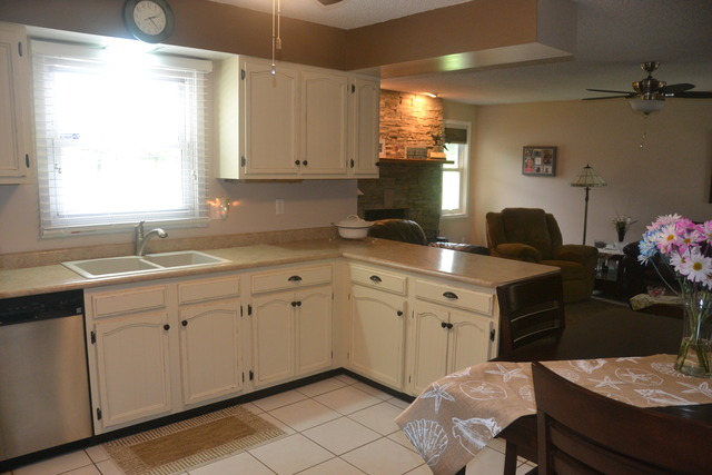 2512 W 4th St, Dixon, IL 61021 photo 2