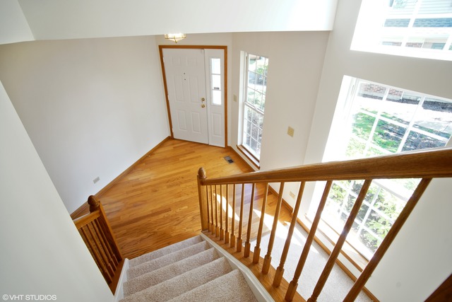 340 W Prairie Cir, Itasca, IL 60143 photo 2