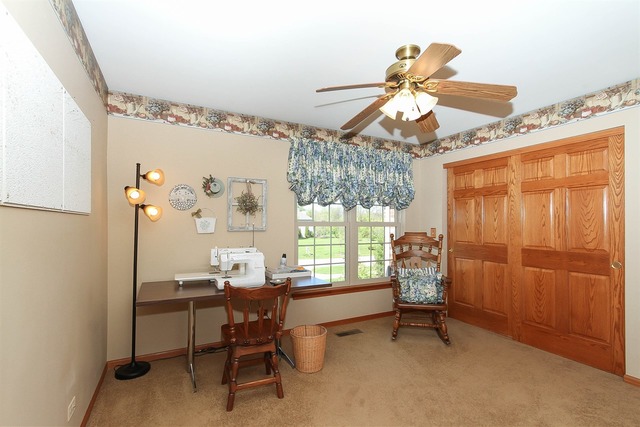 931 Hayrack Dr, Algonquin, IL 60102 photo 18