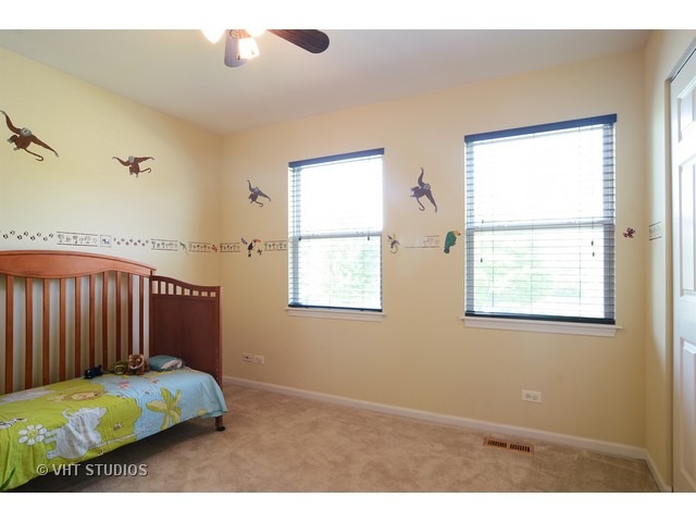 11 E Gilbert Rd, Palatine, IL 60067 photo 14