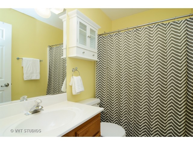 11 E Gilbert Rd, Palatine, IL 60067 photo 15