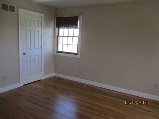 3347 E 18th Rd, Ottawa, IL 61350 photo 10